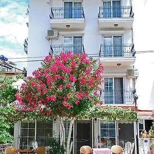 Otel Melaike Foça
