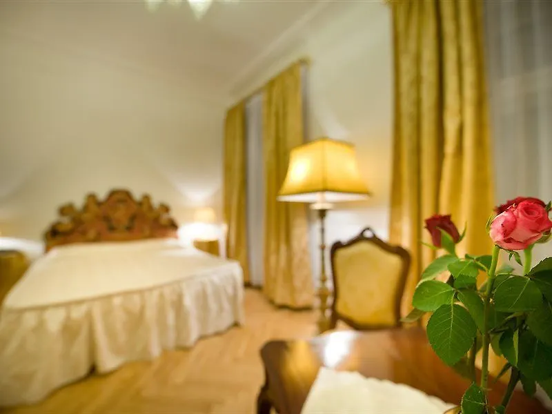 Charles Bridge Palace Prag Hotel