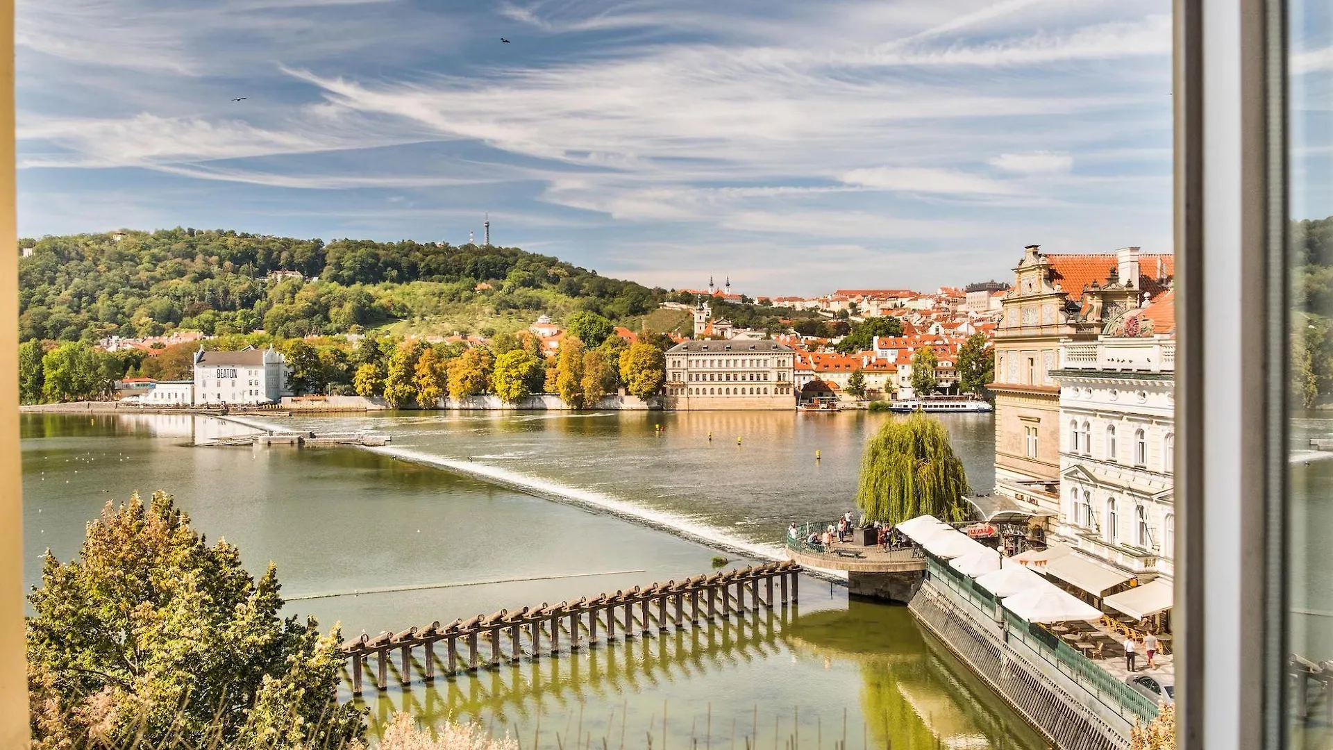 Charles Bridge Palace Prague 4*,